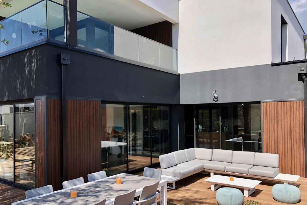 Hotelya - Lille Villeneuve D'Ascq Exterior photo