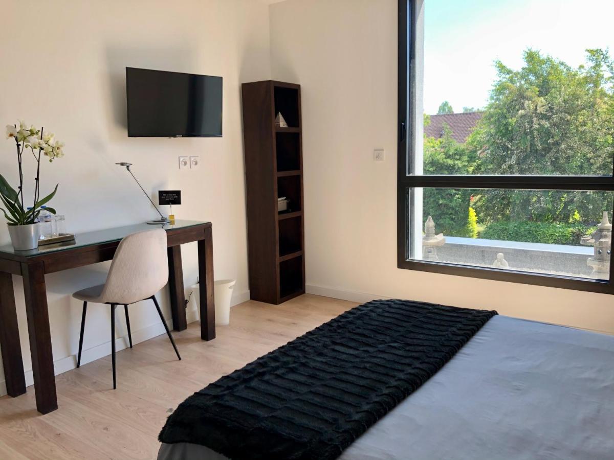 Hotelya - Lille Villeneuve D'Ascq Exterior photo